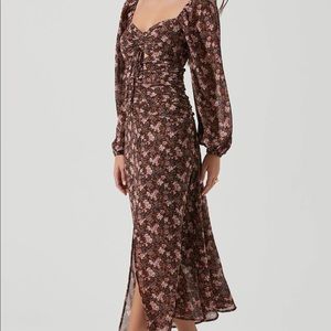 ASTR the label long sleeve midi dress
